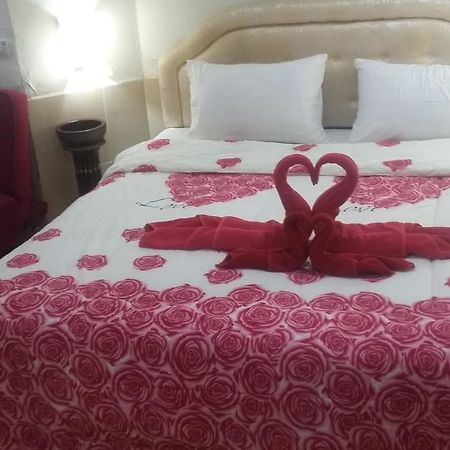 Jasmin Guest House Pattaya Exterior photo